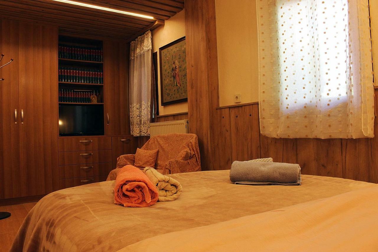 Pomegranate Tree House - Meteora Guest House Калампака Екстериор снимка