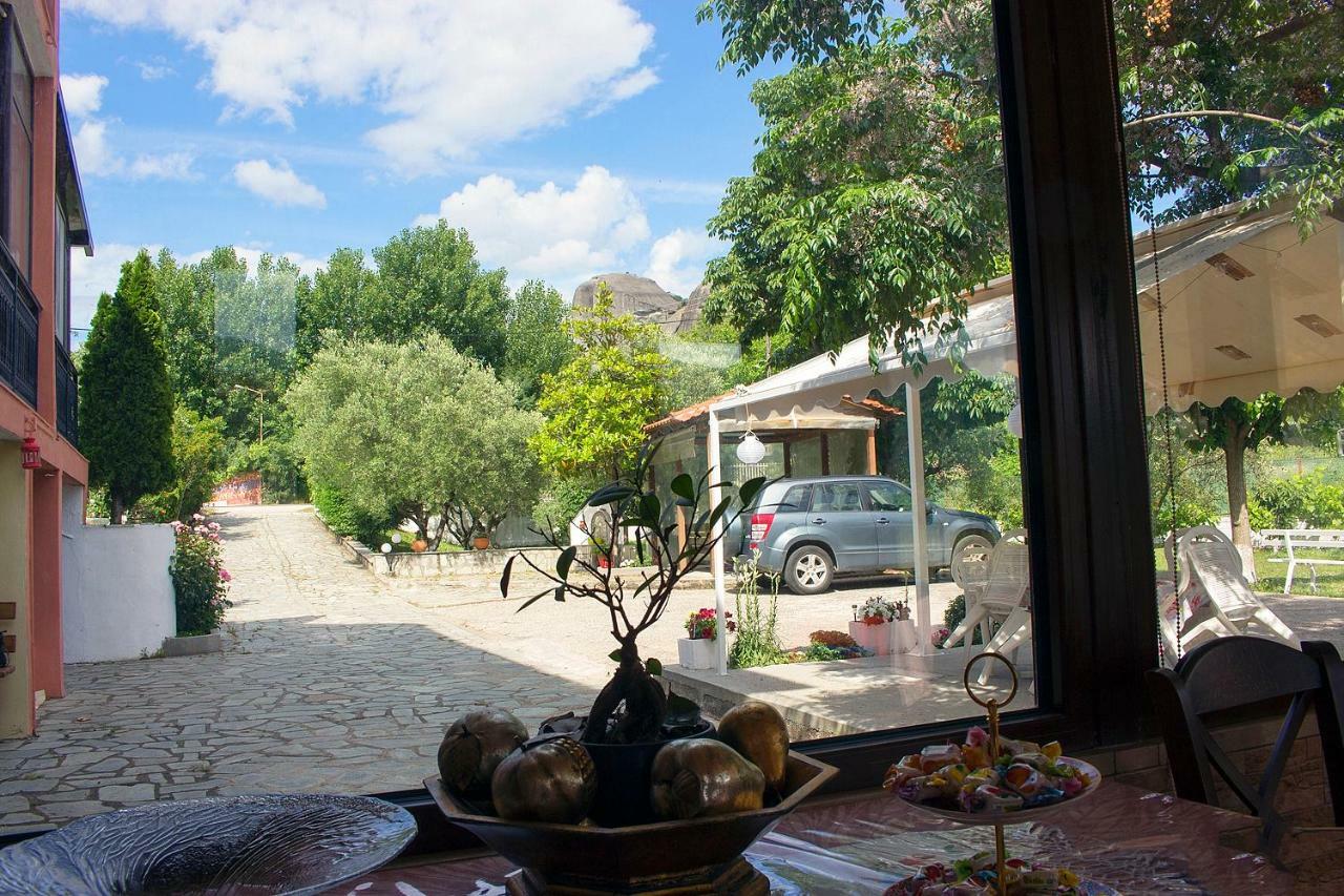 Pomegranate Tree House - Meteora Guest House Калампака Екстериор снимка