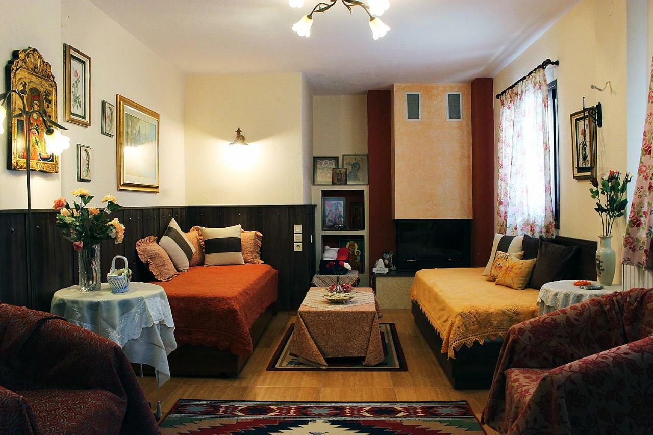 Pomegranate Tree House - Meteora Guest House Калампака Екстериор снимка